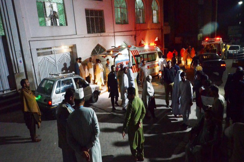 Pakistanda silahlı hücum - 11 ölü