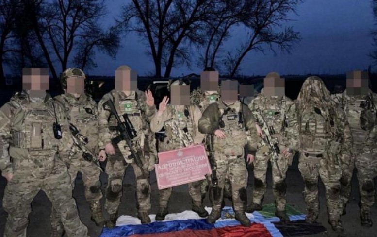 Ukrayna tərəfdə vuruşan rus könüllülər Rusiyanın daha 2 məntəqəsini  tutdu...-FOTO
