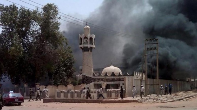 Nigeriyada məsciddə partlayış: 11 nəfər öldü