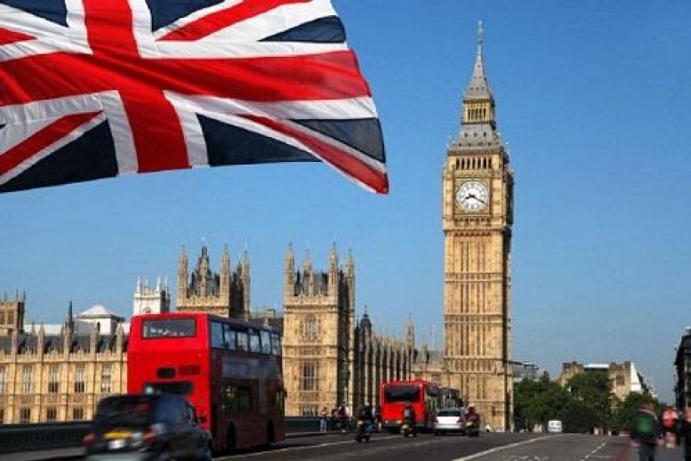 Britaniya rus diplomatın akkreditasiyasını ləğv etdi