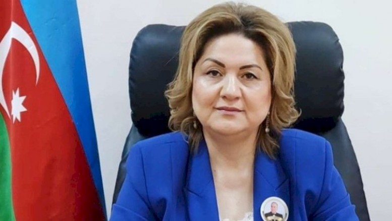 İşdən çıxarılan məktəb direktorunun “ürəyi getdi“