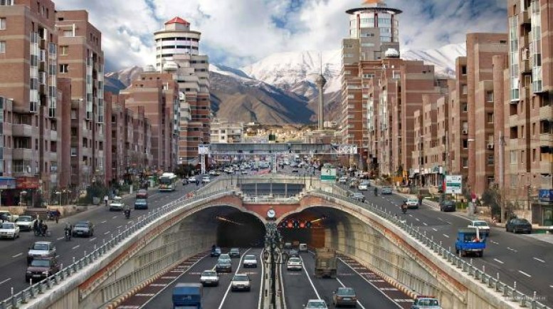 İsraildən Tehran sakinlərinə farsca müraciət: Uzaq durun!