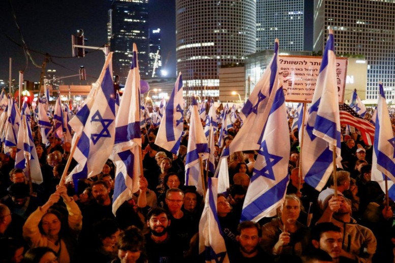 Minlərlə israilli Qəzzaya nəzarətə qarşı AKSİYADA