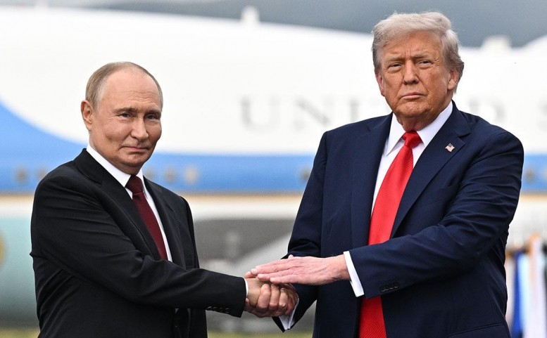Trampla görüşən Putinin oxşarı olub? - SENSASİON İDDİA