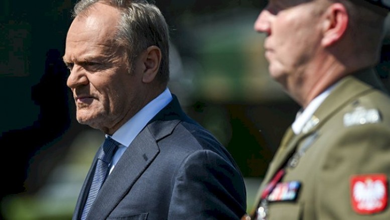 Tusk: Ukraynaya hərbi yardım davam edəcək