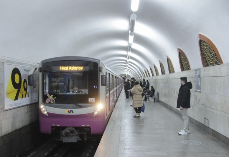 Sabah metro gücləndirilmiş iş rejimində çalışacaq