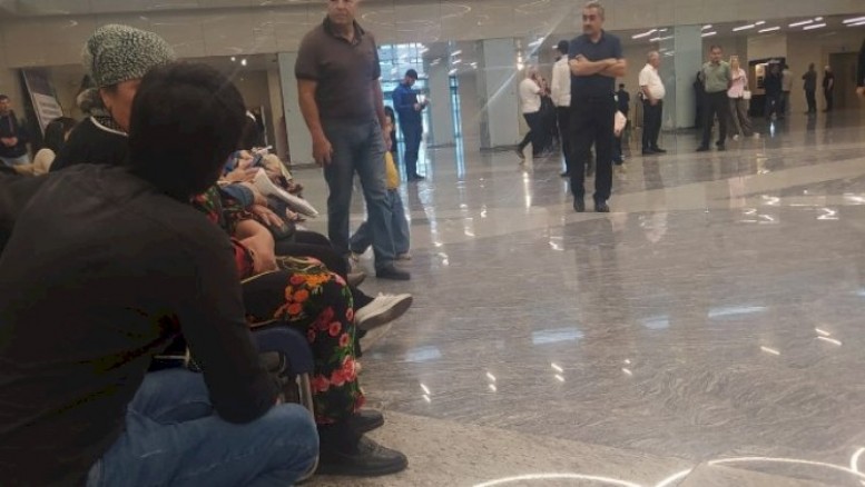 TƏBİB-in sistemi yenə çökdü - Xəstəxanalarda növbələr yarandı