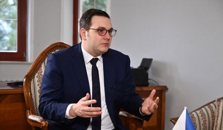 Çexiya rus diplomatların ölkəyə girişini qadağan etdi