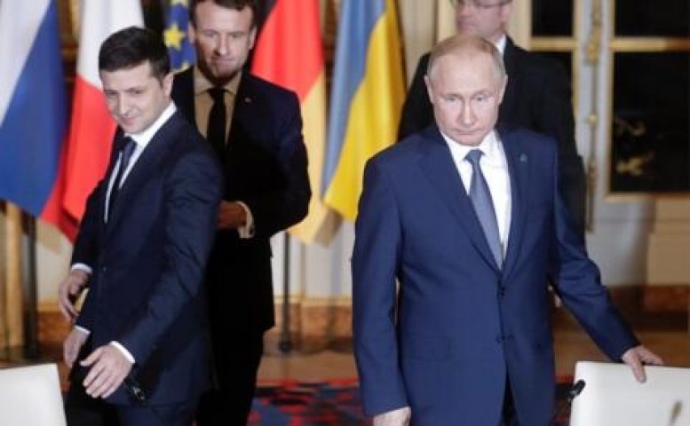 Zelenski Putinlə hər yerdə görüşməyə hazırdır - Yermak