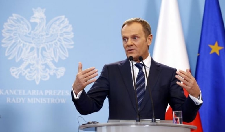 Zelenski dedi ki, Ukrayna daha 3 il döyüşəcək - Tusk