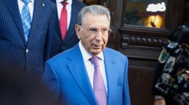 Ramiz Mehdiyev kimi 2000 AZN rütbə maaşı alan akademiklərin SİYAHISI