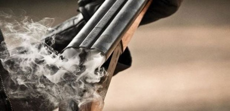 Qaxda məktəbli güllələndi