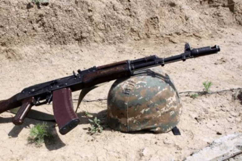 Ermənistan ordusunda intihar: əsgər silahla özünü vurub