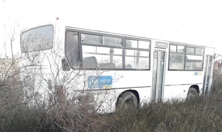 Bakıda sərnişin avtobusu qəzaya uğradı: ölənlər var 