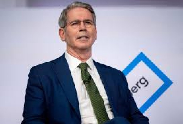 ABŞ rəsmisi: İran rejiminin məmurları on milyonlarla dollarla ölkədən qaçır