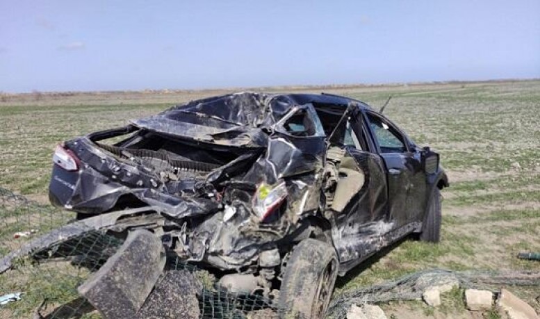 Şəmkirdə ağır qəza: 1 ölü, 1 yaralı