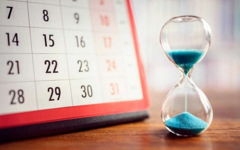 Bu ay neçə gün evdəyik?