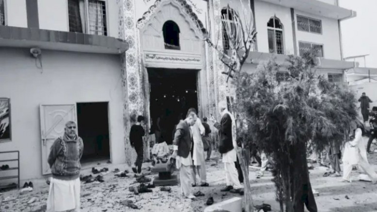 İslamabadda məsciddə partlayış - Ölənlər var