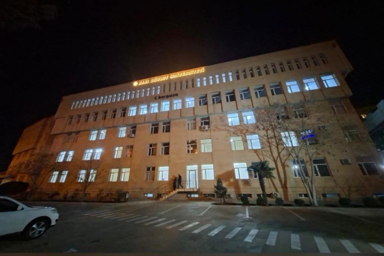 Bağlanan özəl universitetin binası BDU-ya verildi