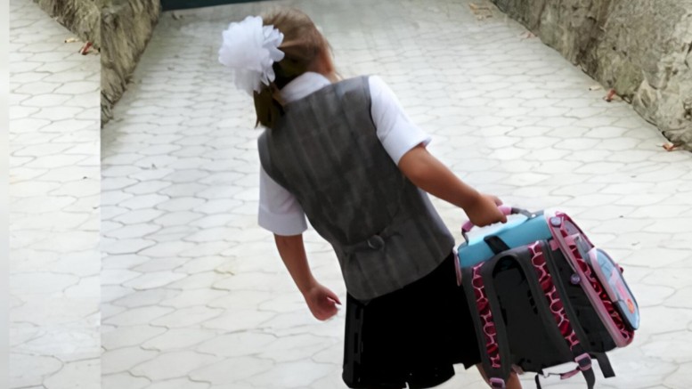 Şagirdlərin çanta yükünün azaldılması təklif olundu